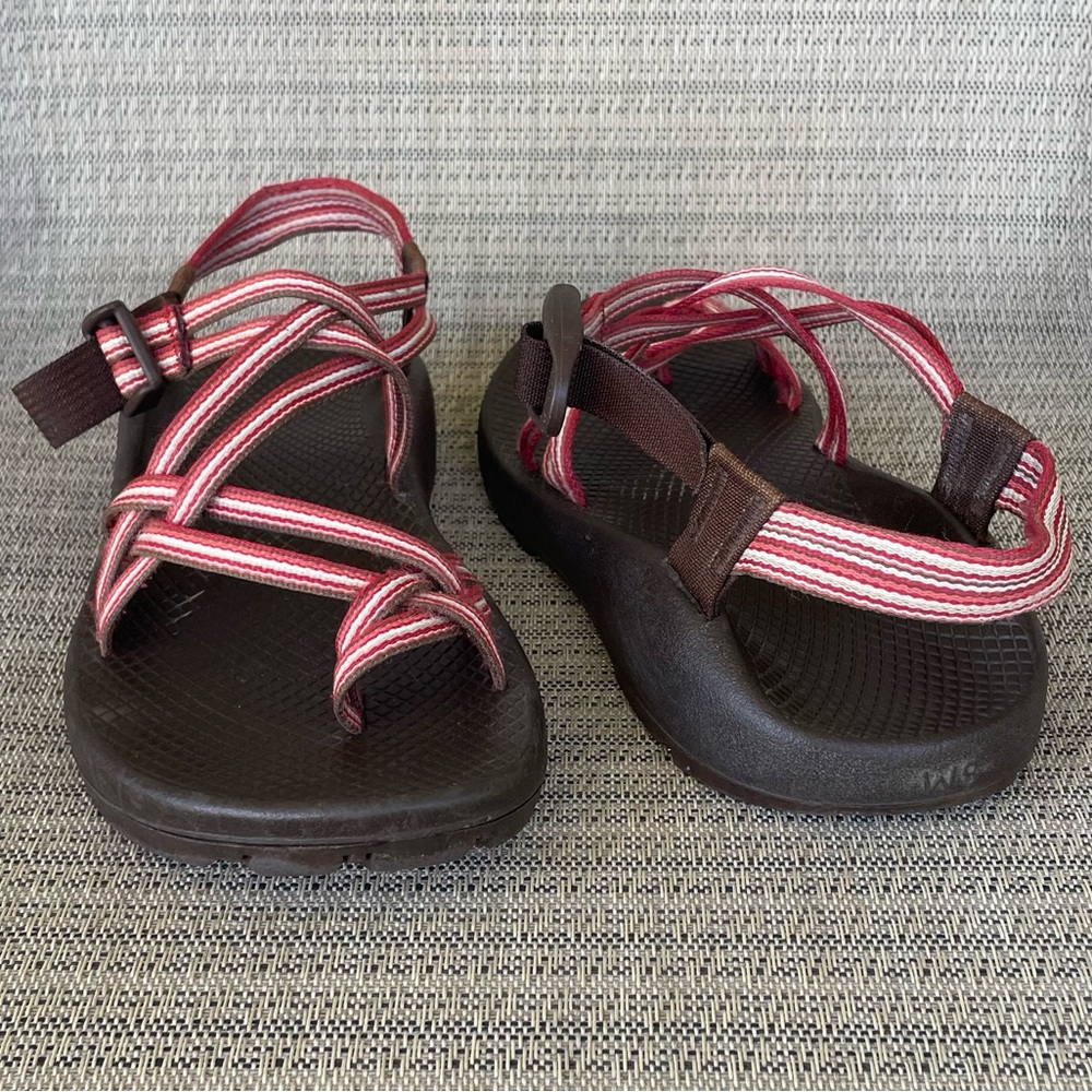 Chaco ZX2 Classic Toe Loop Strap Sport Hiking Sandals Red Brown Cream Size 8